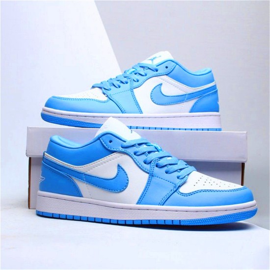 AO9944-441 Jordan 1 Low UNC Dámské A Pánské Boty